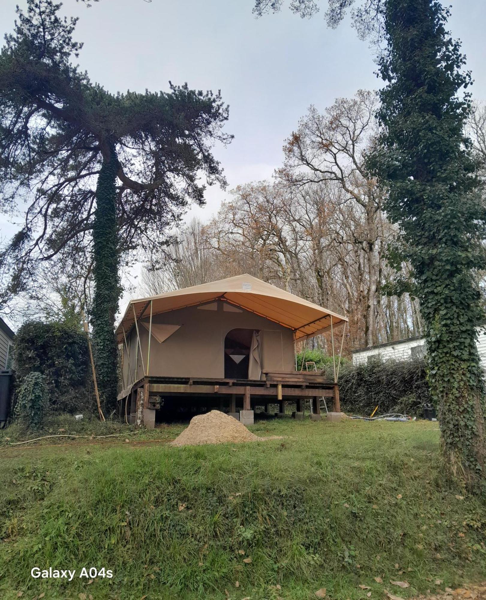 Camping 46 Rainettes Goujounac Exterior photo